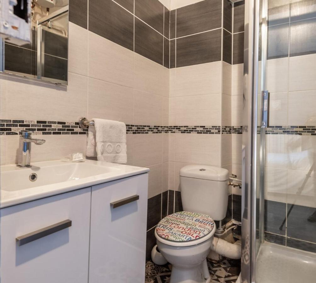 Studio For 2 Located In The City Center Annecy Exterior foto
